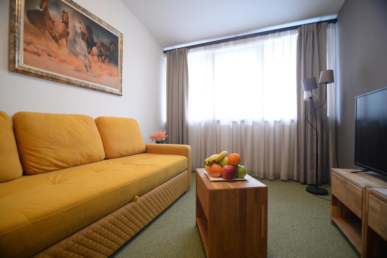 Apartmani Carolija Lucani Kültér fotó
