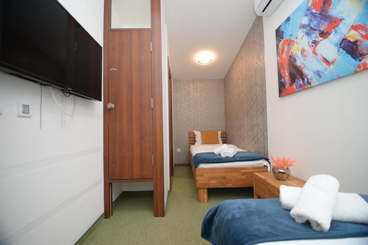 Apartmani Carolija Lucani Kültér fotó